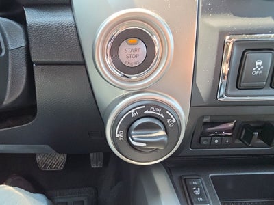 2020 Nissan Titan SV