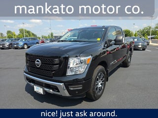 2020 Nissan Titan SV
