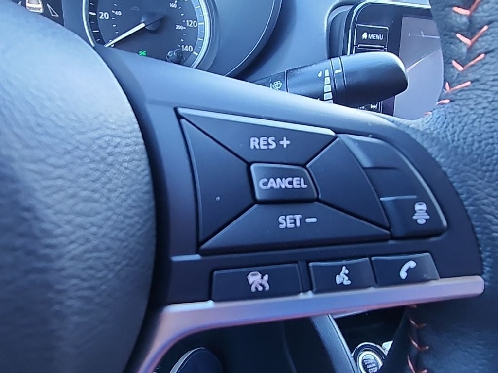 2025 Nissan Versa 1.6 SR