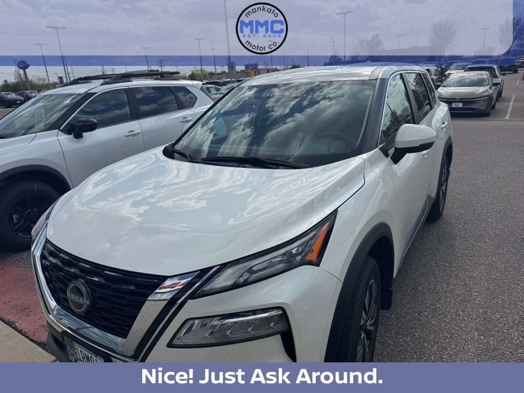 2022 Nissan Rogue SV