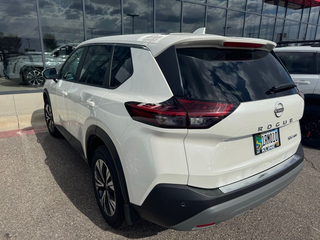 2022 Nissan Rogue SV