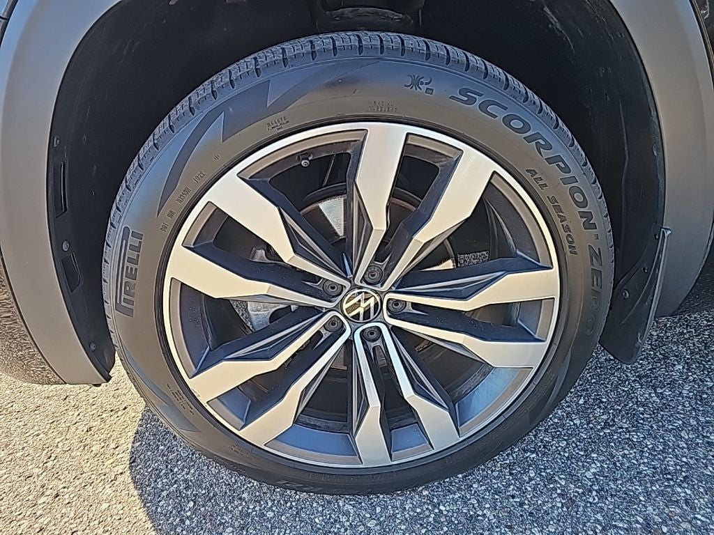 2021 Volkswagen Atlas Cross Sport 3.6L V6 SEL Premium R-Line