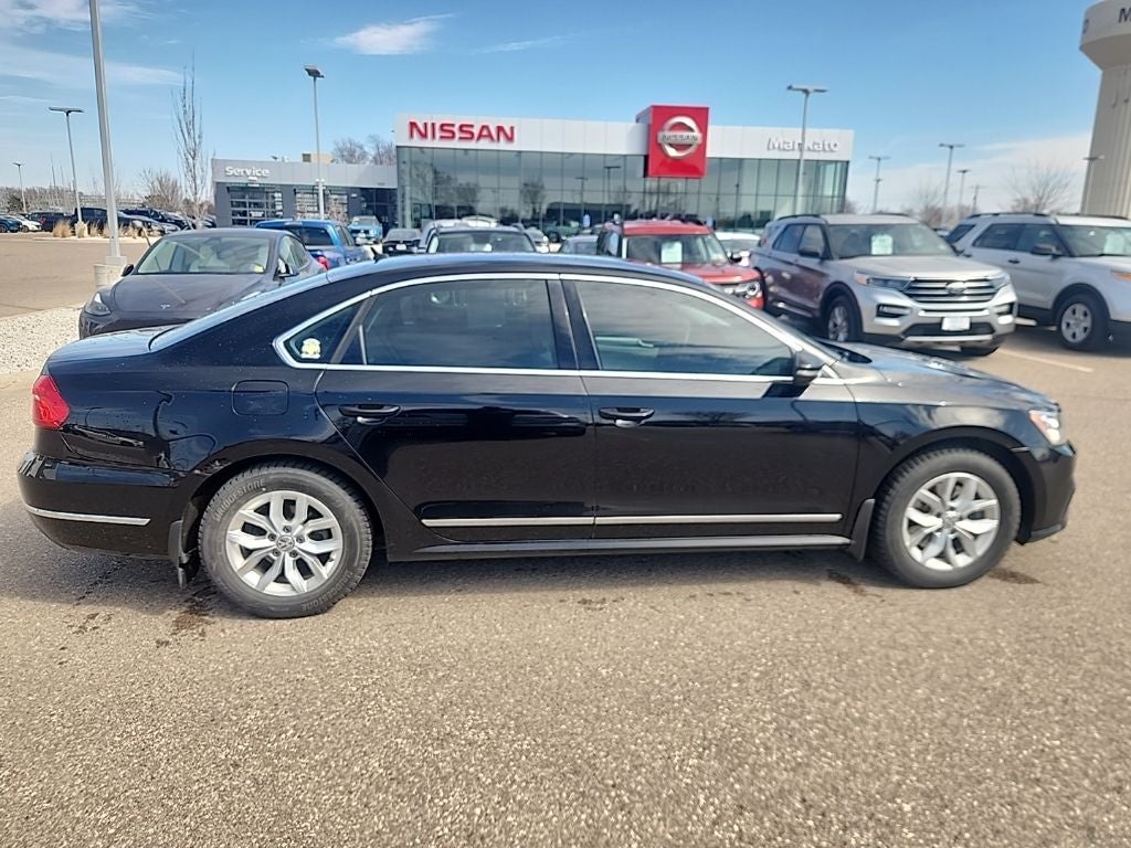 2016 Volkswagen Passat 1.8T S