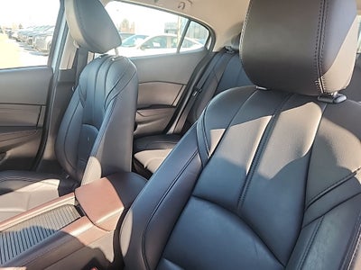 2018 Mazda Mazda3 Touring