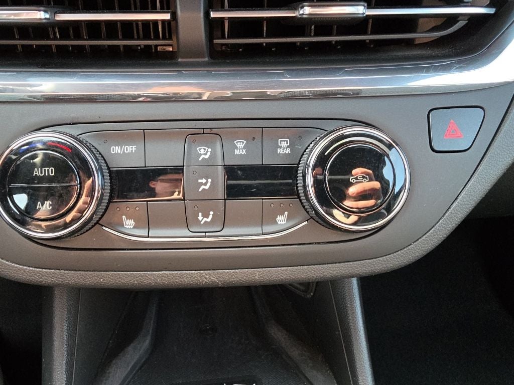 2025 Buick Envista Preferred