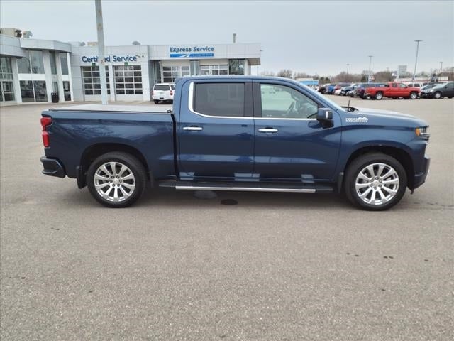 Used 2019 Chevrolet Silverado 1500 High Country with VIN 1GCUYHEL0KZ169414 for sale in Mankato, Minnesota