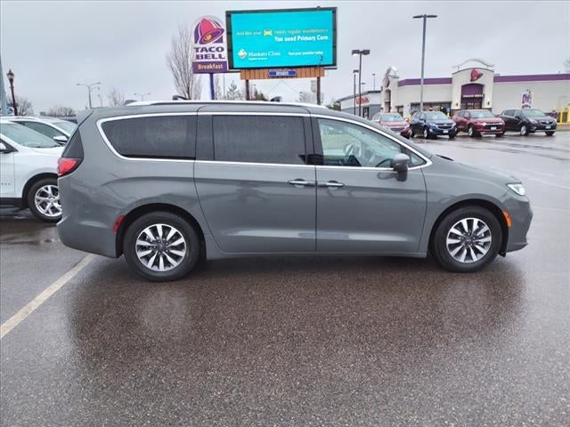 Used 2021 Chrysler Pacifica Touring L with VIN 2C4RC1BG6MR512128 for sale in Mankato, Minnesota