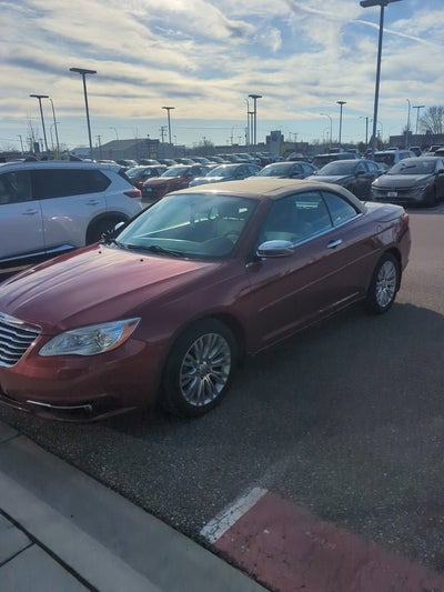 2012 Chrysler 200 Limited