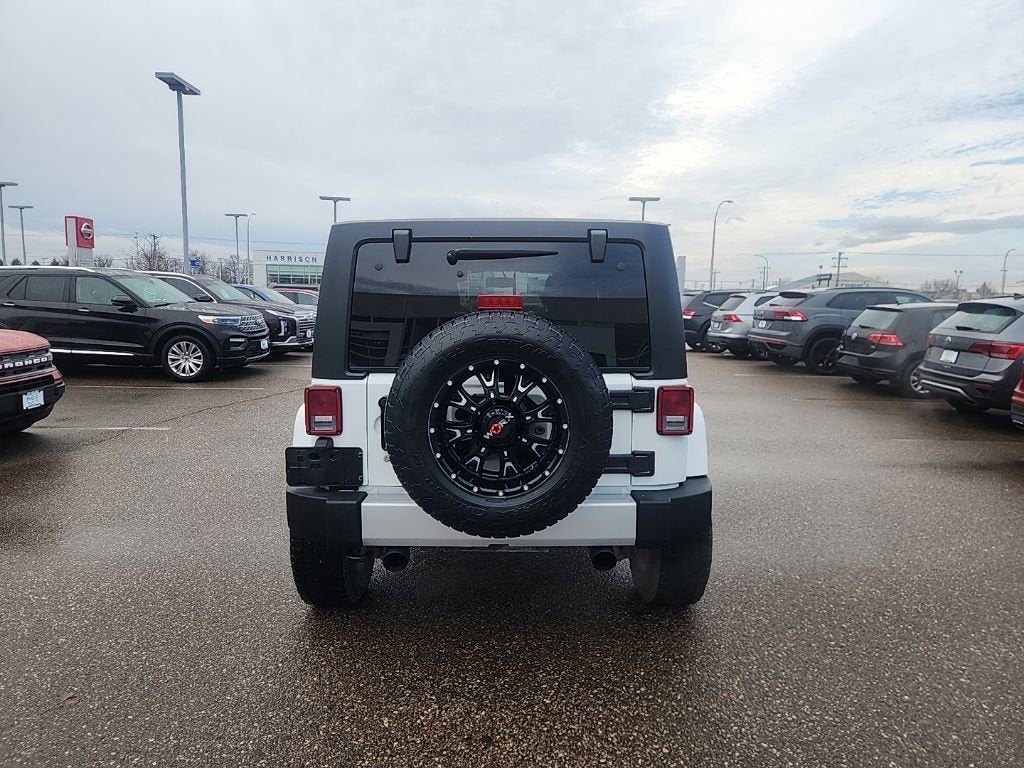 2013 Jeep Wrangler Unlimited Sahara