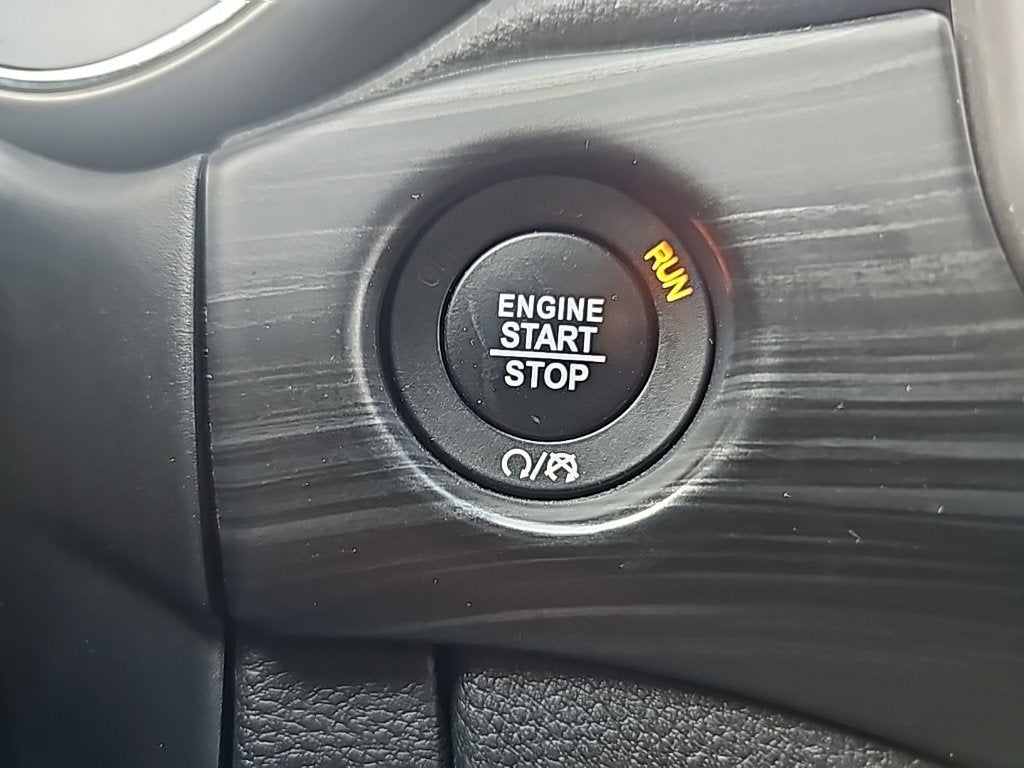 2021 Jeep Grand Cherokee Laredo E 4x4