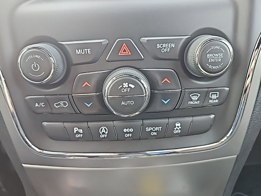 2021 Jeep Grand Cherokee Laredo E 4x4