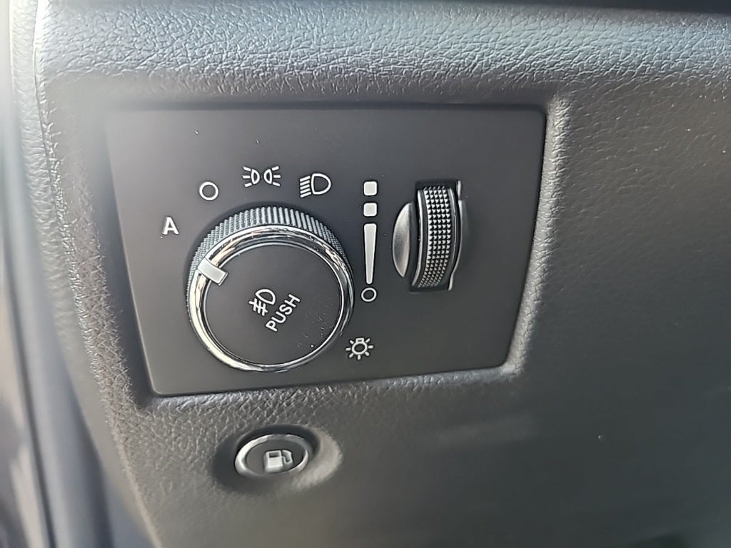 2021 Jeep Grand Cherokee Laredo E 4x4