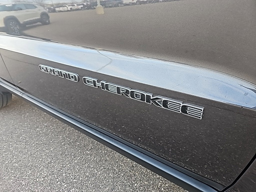 2021 Jeep Grand Cherokee Laredo E 4x4