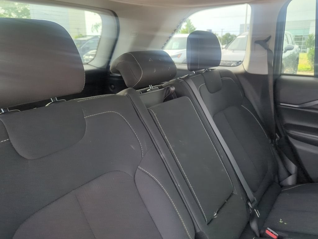 2023 Jeep Grand Cherokee Laredo 4x4