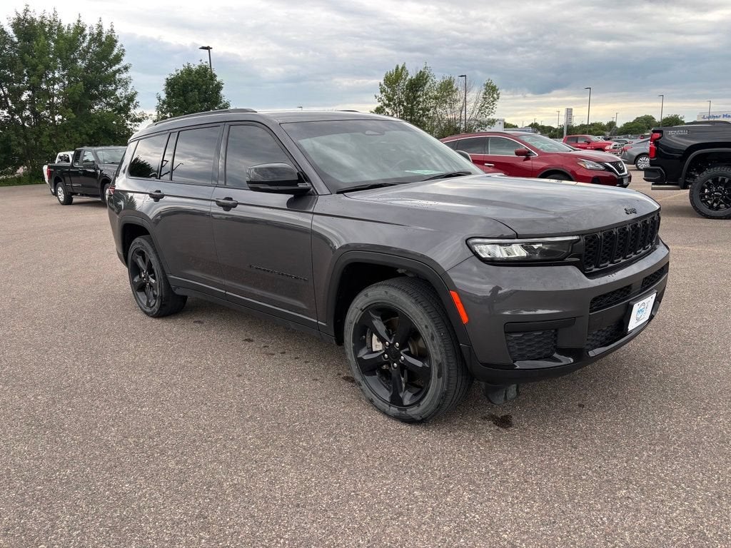 2023 Jeep Grand Cherokee L Altitude 4x4