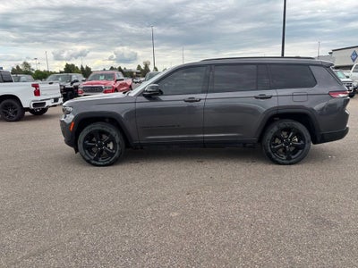 2023 Jeep Grand Cherokee L Altitude 4x4
