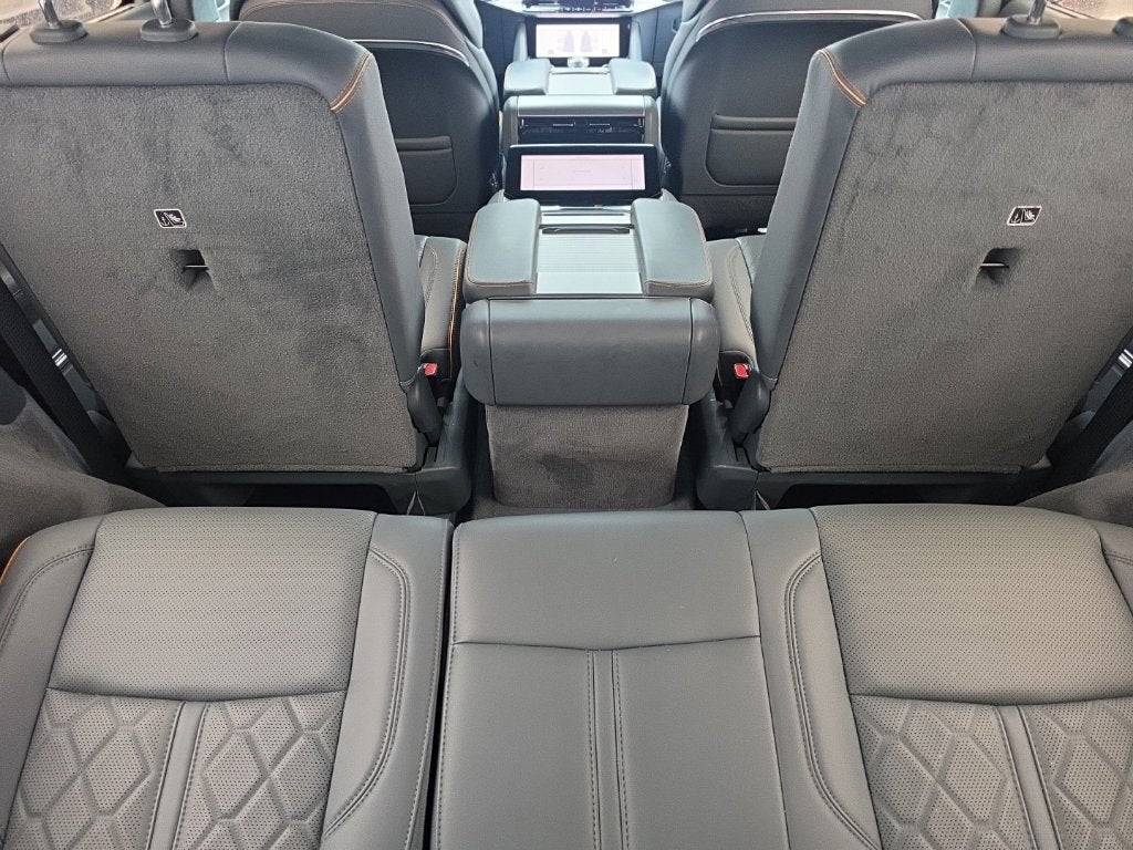 2023 Jeep Grand Wagoneer Series III 4x4