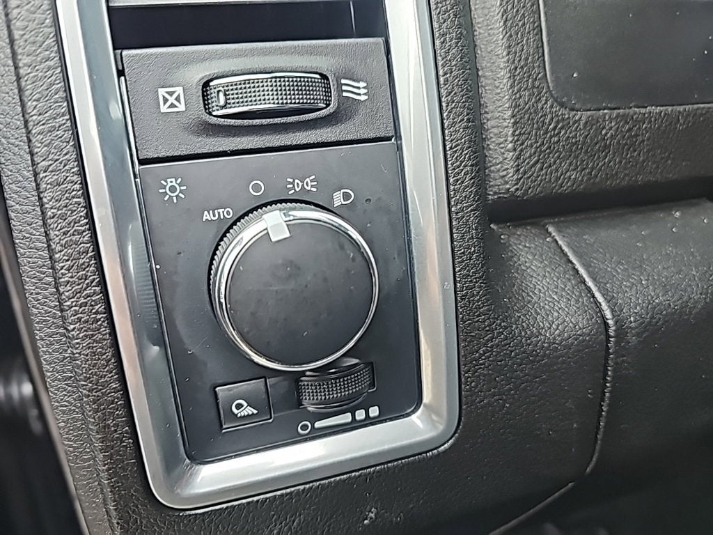 2022 RAM 1500 Classic Warlock Quad Cab 4x4 6'4" Box