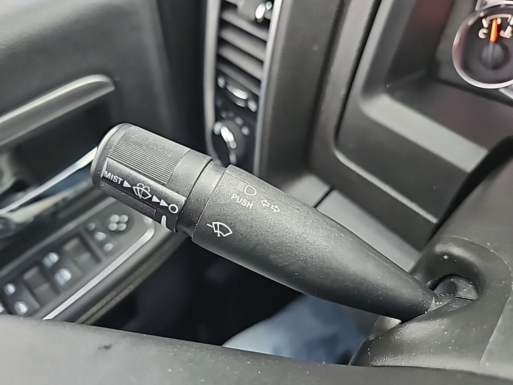 2022 RAM 1500 Classic Warlock Quad Cab 4x4 6'4" Box