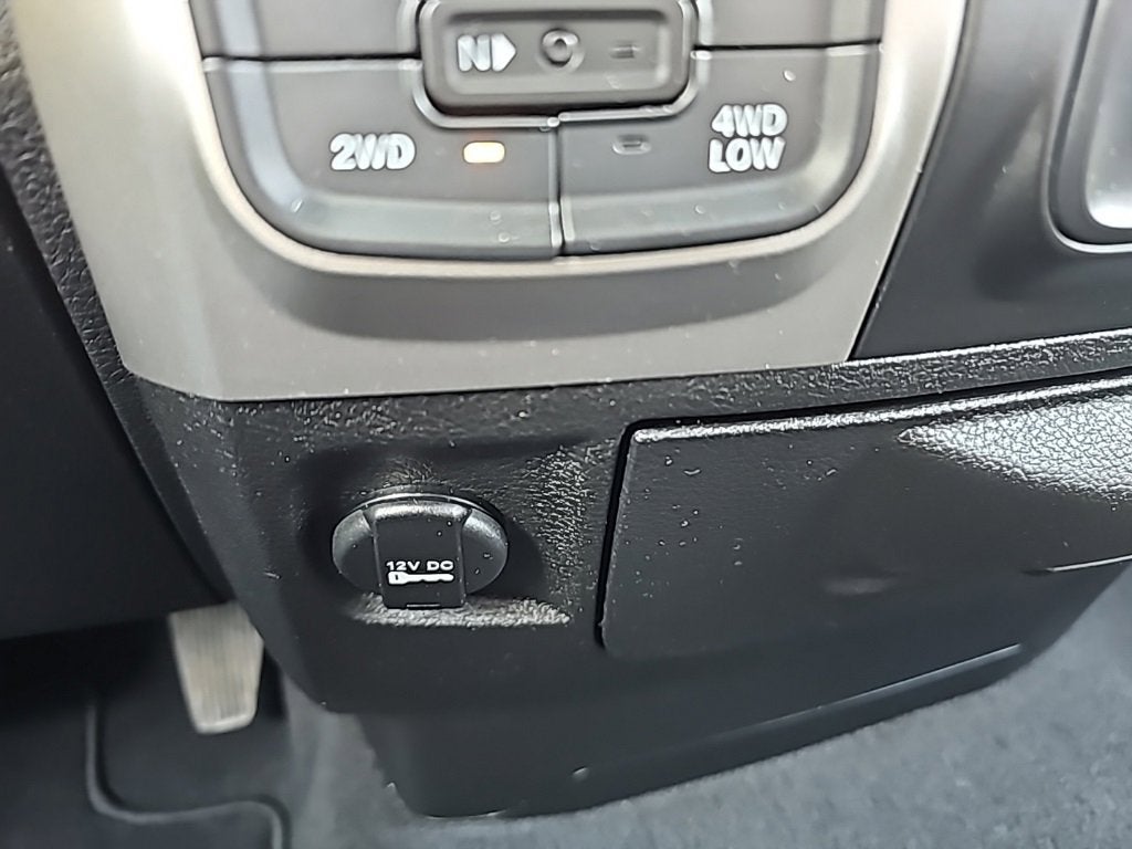 2020 RAM 1500 Classic Warlock Quad Cab 4x4 6'4" Box