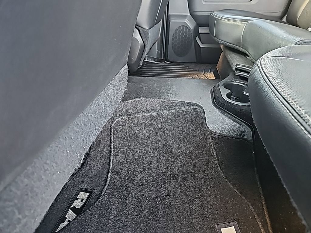 2017 RAM 1500 Laramie Crew Cab 4x4 5'7" Box