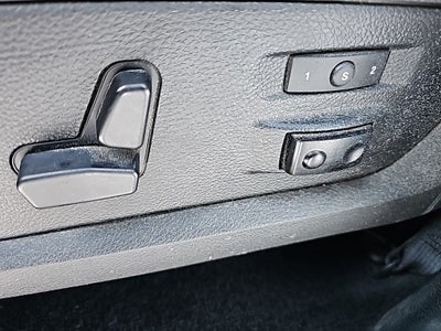 2017 RAM 1500 Laramie Crew Cab 4x4 5'7" Box