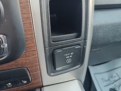 2017 RAM 1500 Laramie Crew Cab 4x4 5'7" Box