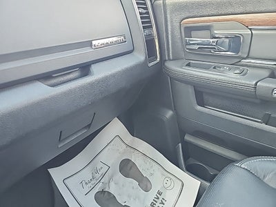 2017 RAM 1500 Laramie Crew Cab 4x4 5'7" Box