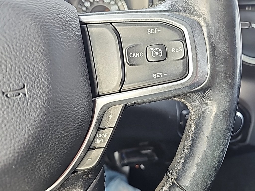 2019 RAM 1500 Big Horn/Lone Star Crew Cab 4x4 5'7" Box