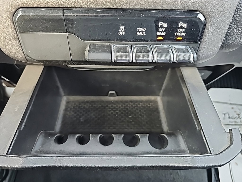 2019 RAM 1500 Big Horn/Lone Star Crew Cab 4x4 5'7" Box