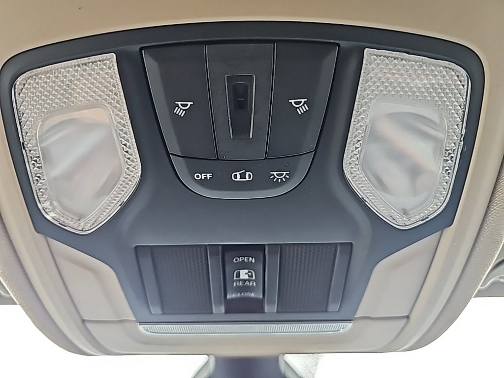 2019 RAM 1500 Big Horn/Lone Star Crew Cab 4x4 5'7" Box