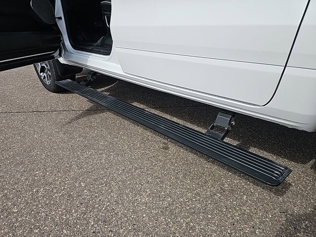2025 RAM 1500 Laramie Crew Cab 4x4 5'7" Box