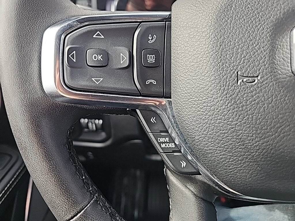2025 RAM 1500 Laramie Crew Cab 4x4 5'7" Box