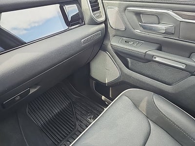 2025 RAM 1500 Laramie Crew Cab 4x4 5'7" Box