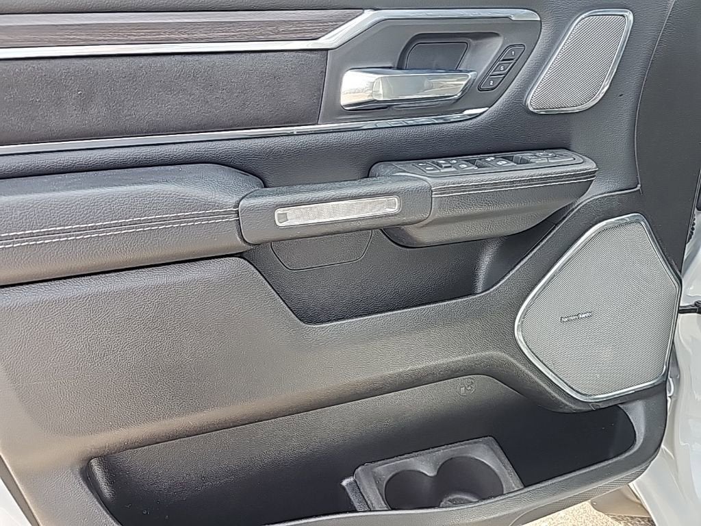 2025 RAM 1500 Laramie Crew Cab 4x4 5'7" Box