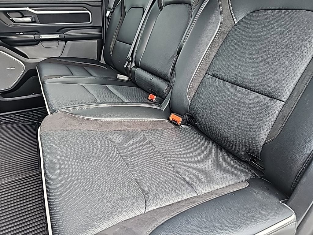 2025 RAM 1500 Laramie Crew Cab 4x4 5'7" Box