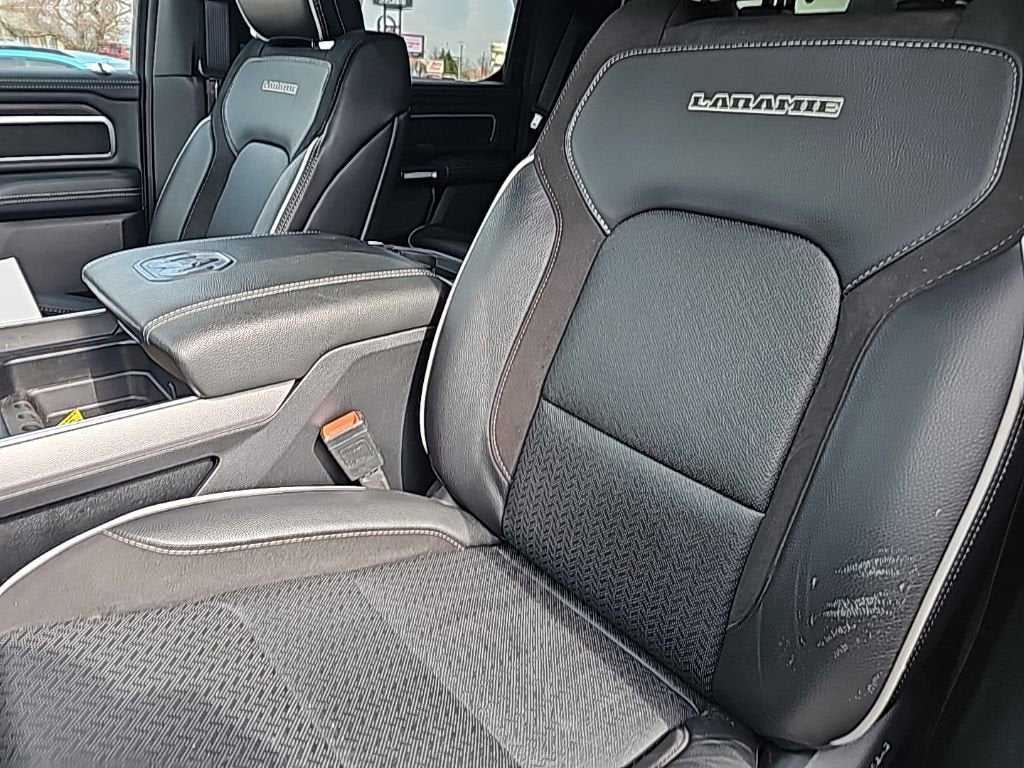 2025 RAM 1500 Laramie Crew Cab 4x4 5'7" Box