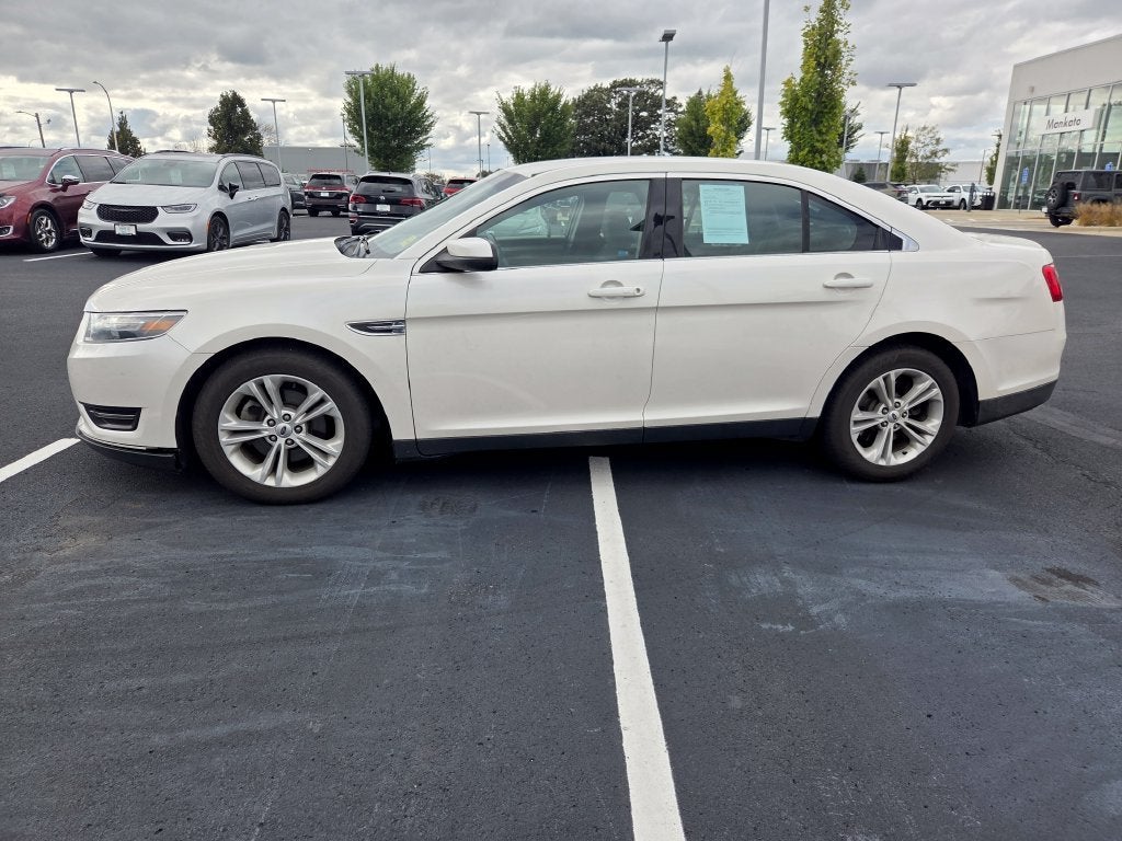 2016 Ford Taurus SEL