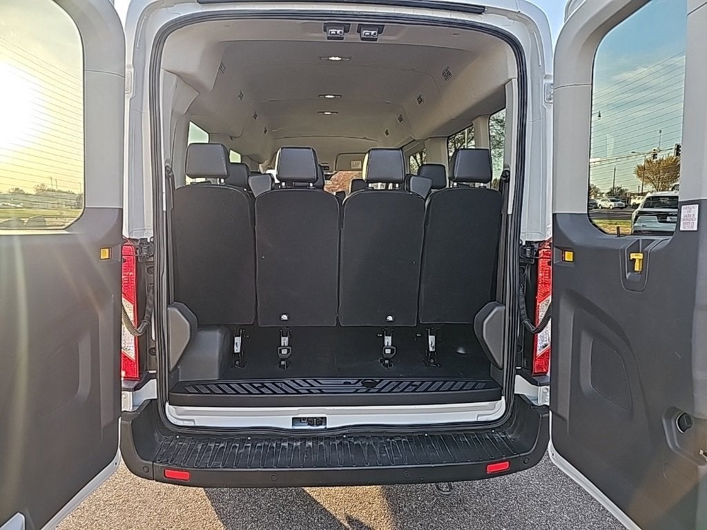 2024 Ford Transit Passenger Wagon XL