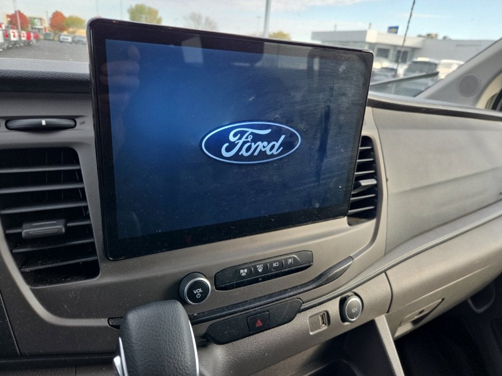 2022 Ford Transit Passenger Wagon XL