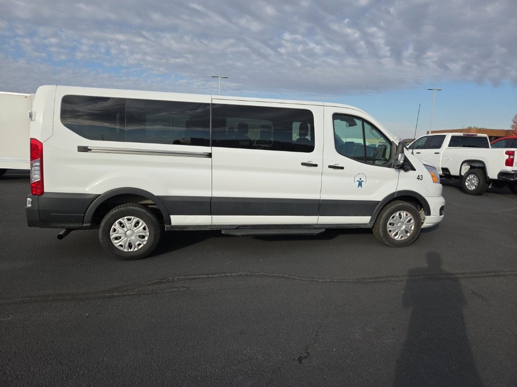 2022 Ford Transit Passenger Wagon XL