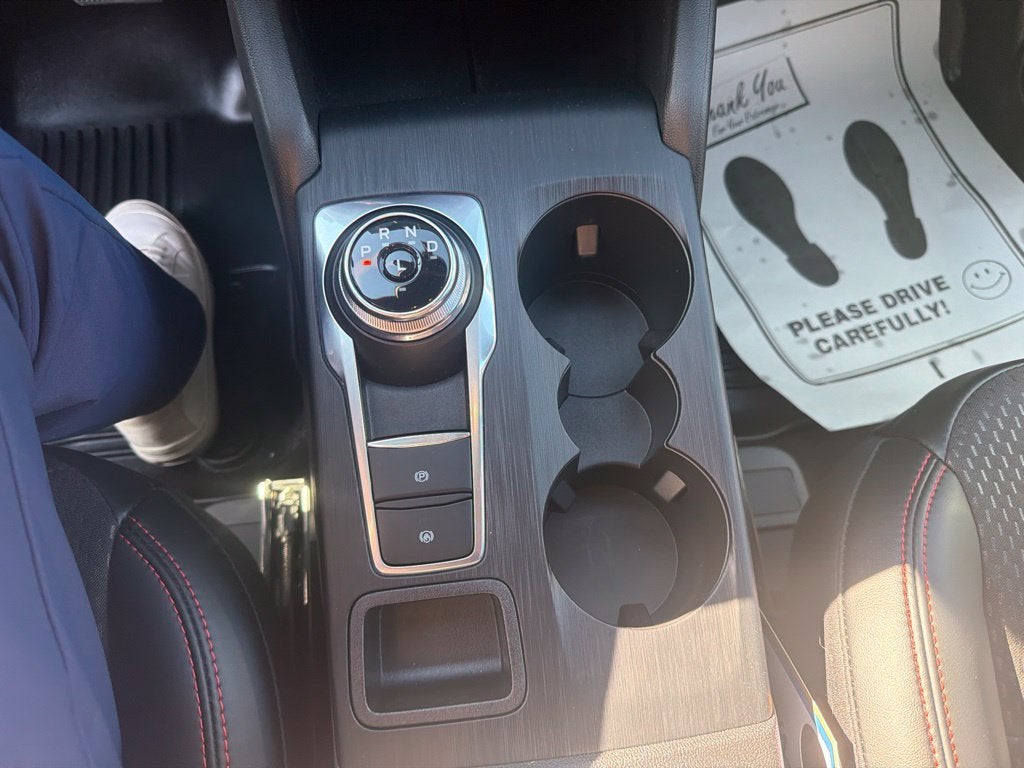 2025 Ford Escape ST-Line Select
