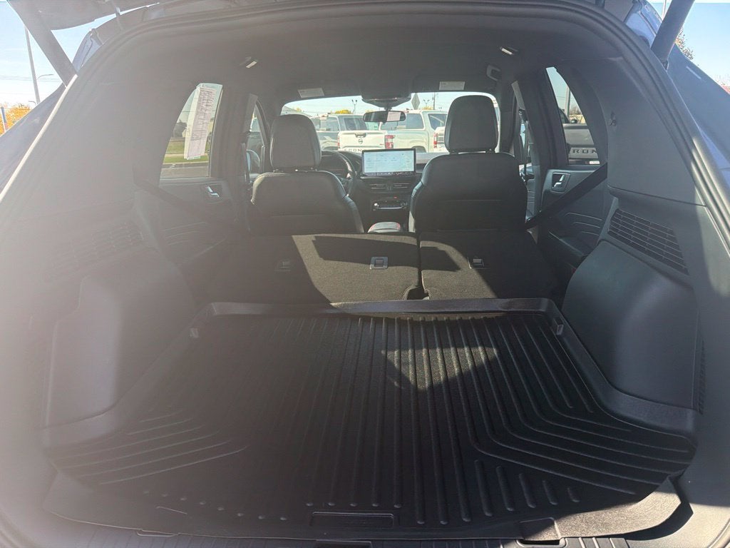 2025 Ford Escape ST-Line Select