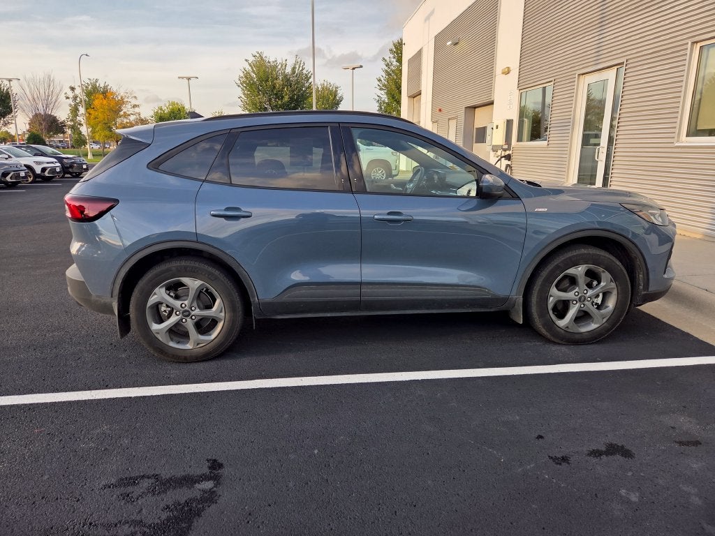 2025 Ford Escape ST-Line Select
