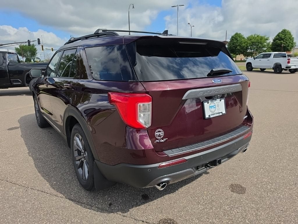 Used 2022 Ford Explorer XLT with VIN 1FMSK8DH1NGB24810 for sale in Mankato, Minnesota