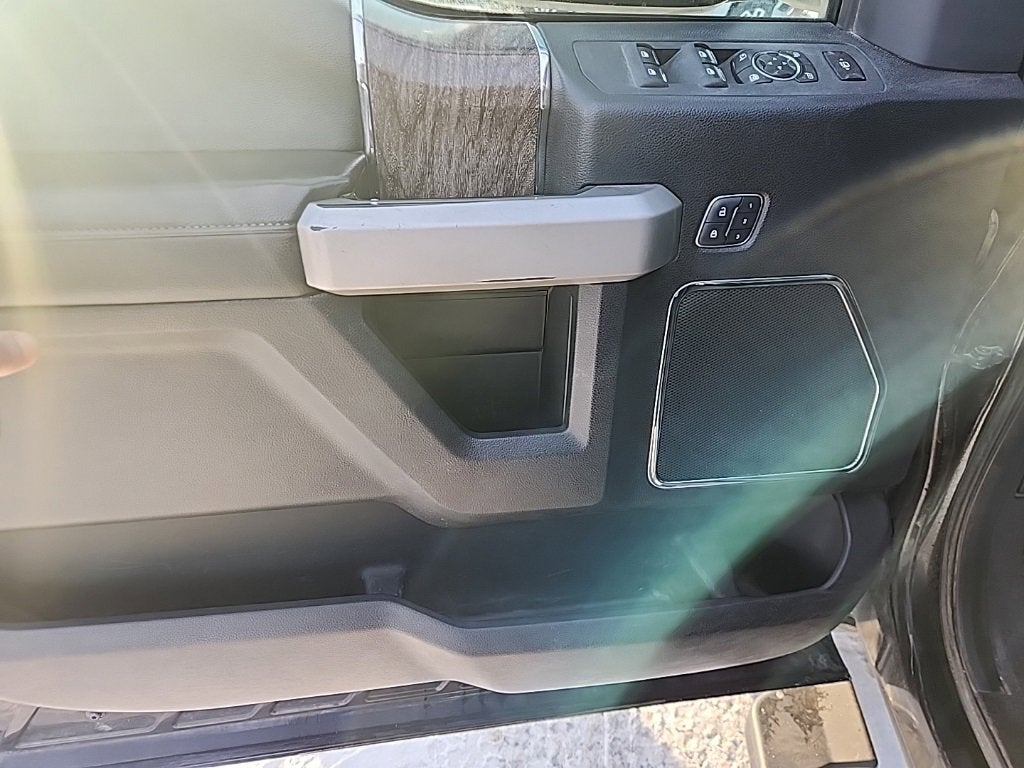 2017 Ford F-250 LARIAT