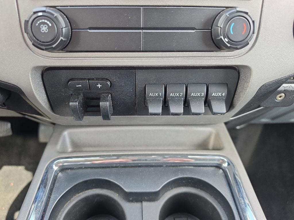 2015 Ford Super Duty F-350 SRW Platinum