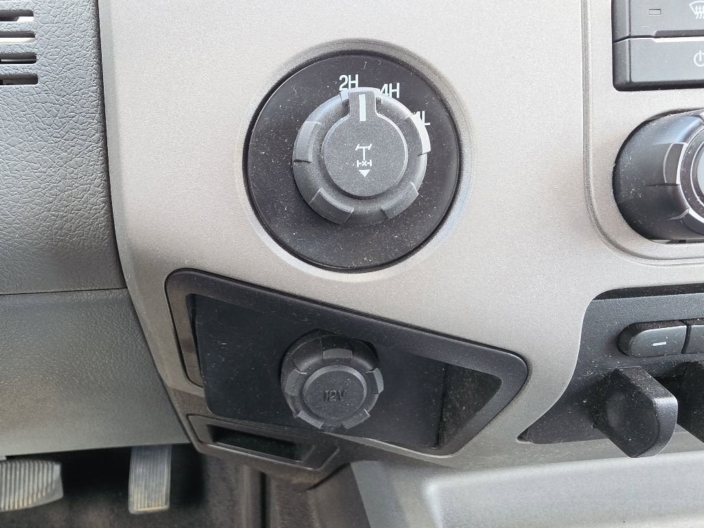 2015 Ford Super Duty F-350 SRW Platinum