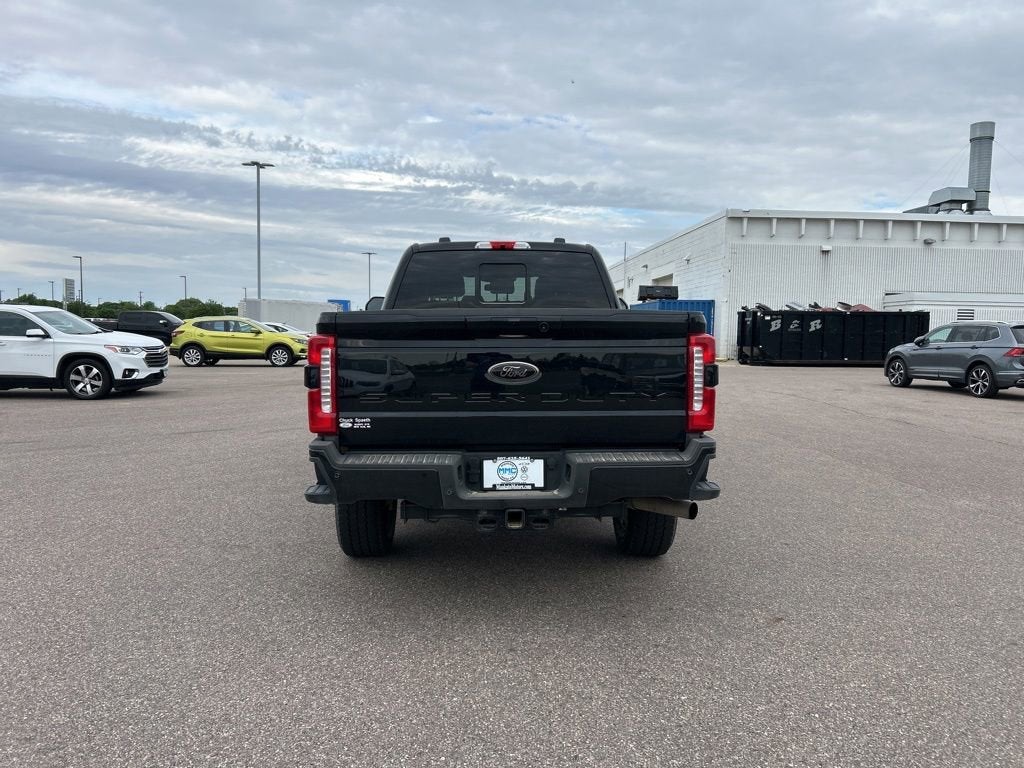 2026 Ford F-350 LARIAT