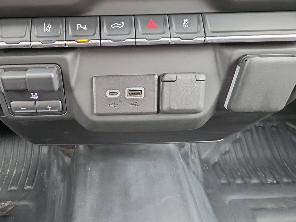 2025 Chevrolet Silverado 3500 HD WT